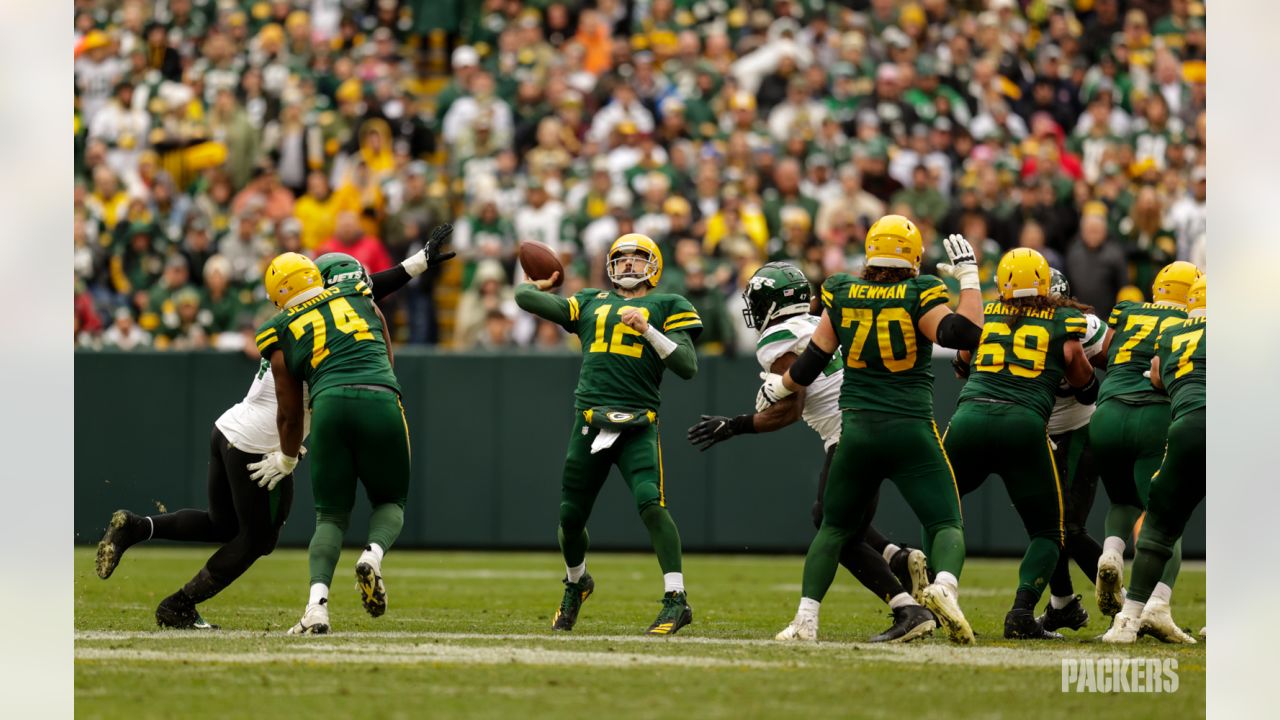 Packers vs Jets Week 6 game photos at Lambeau Field in Green Bay