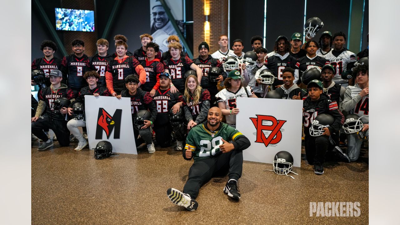 Packers, American Family Insurance donate new Xenith helmets to 10 high  school football teams In Wisconsin