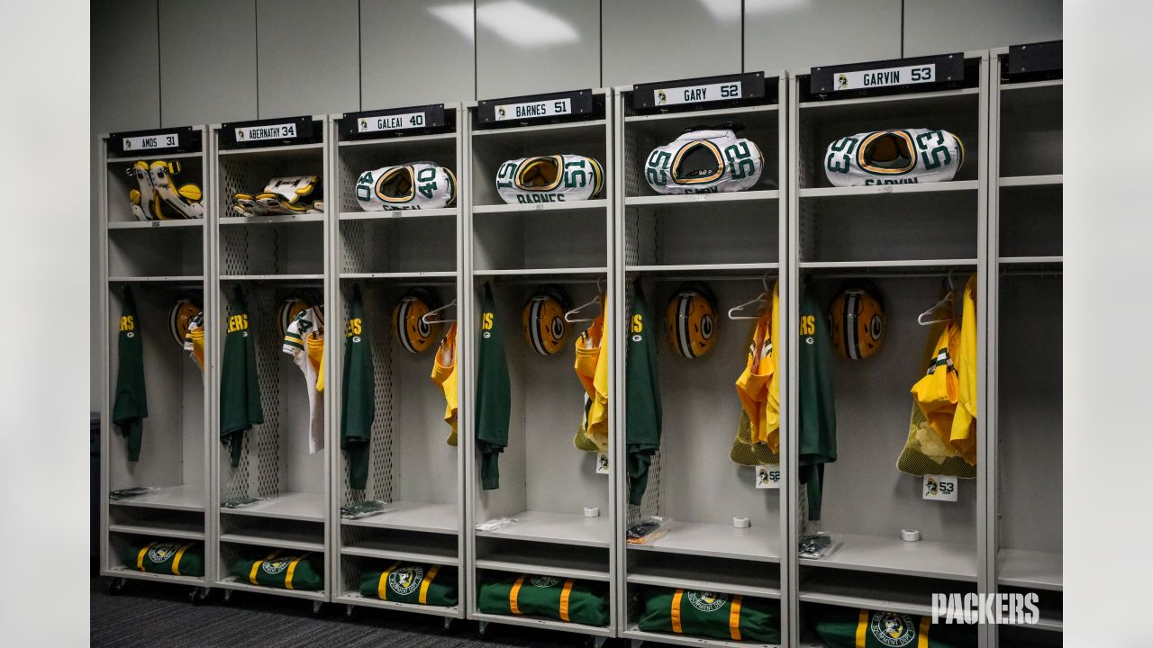 Behind-the-scenes photos of Packers locker room