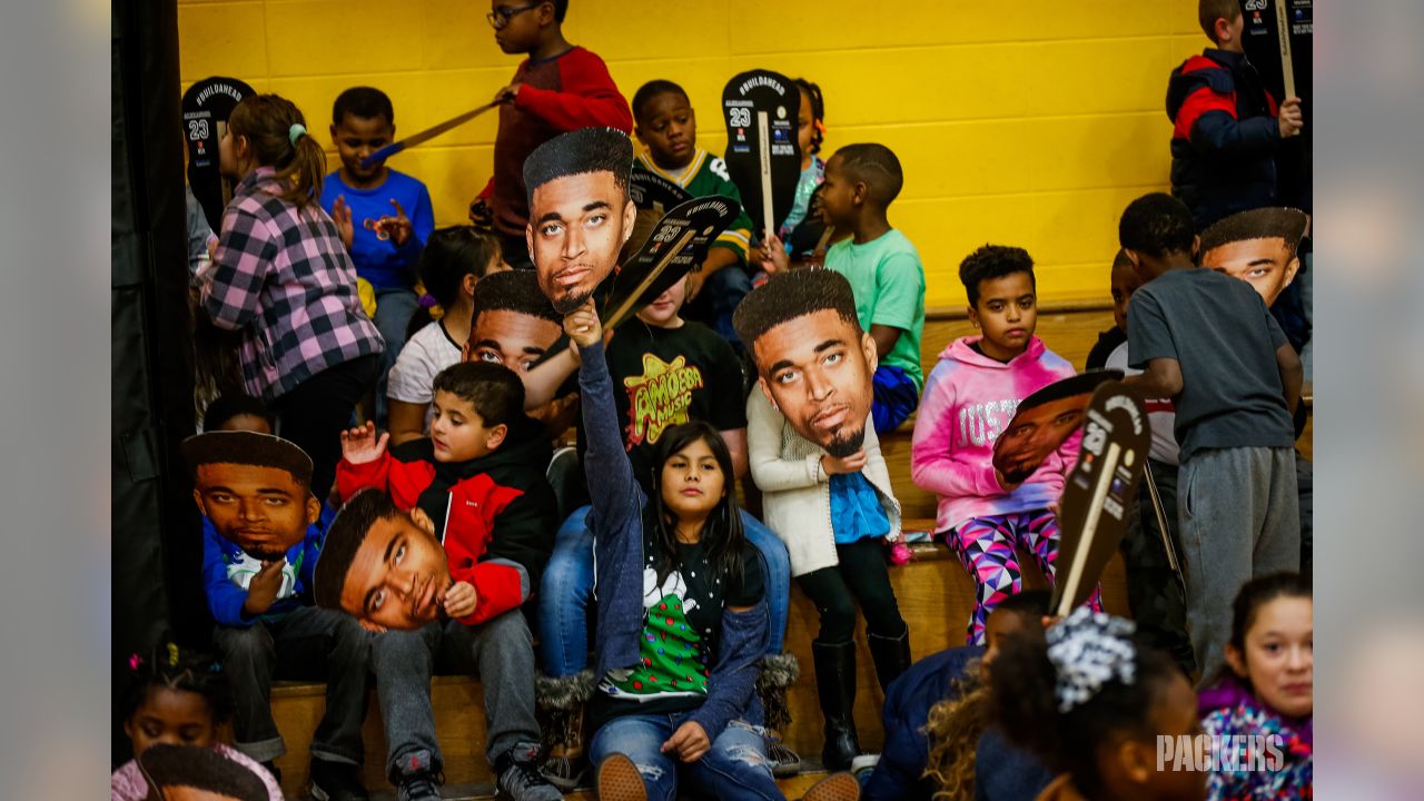 Jaire Alexander surprises Boys & Girls Club with 100 signed jerseys