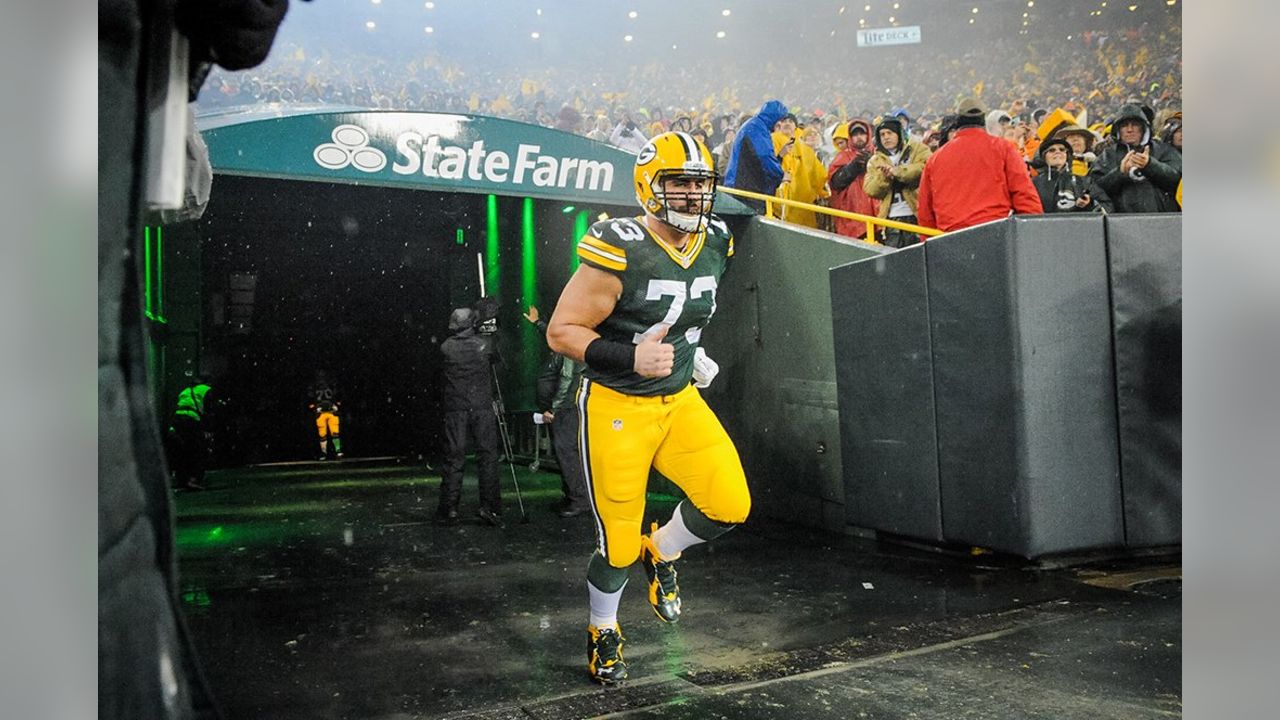 Playing or not, JC Tretter a true pro for Packers