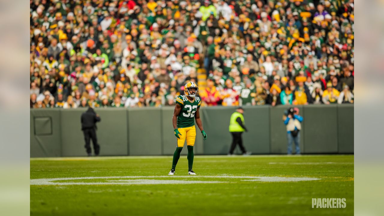 Green Bay Packers retain stability in kicking game by re-signing Mason  Crosby