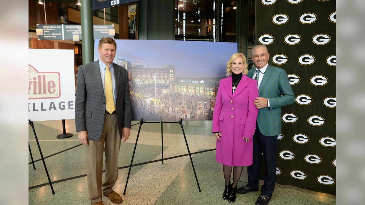 Green Bay Packers on X: Introducing plans for the @Johnsonville Tailgate  Village, set to open in time for the 2017 #Packers season!   / X