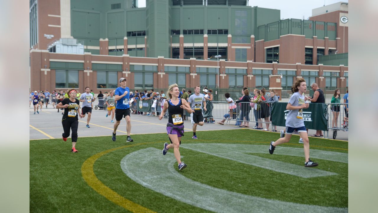 Photos: Packers host 13th annual Bellin 5K at Lambeau Field