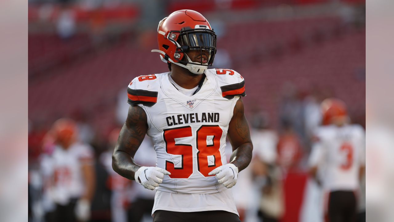 File:Christian Kirksey Cleveland Browns New Uniform Unveiling  (17153806041).jpg - Wikipedia