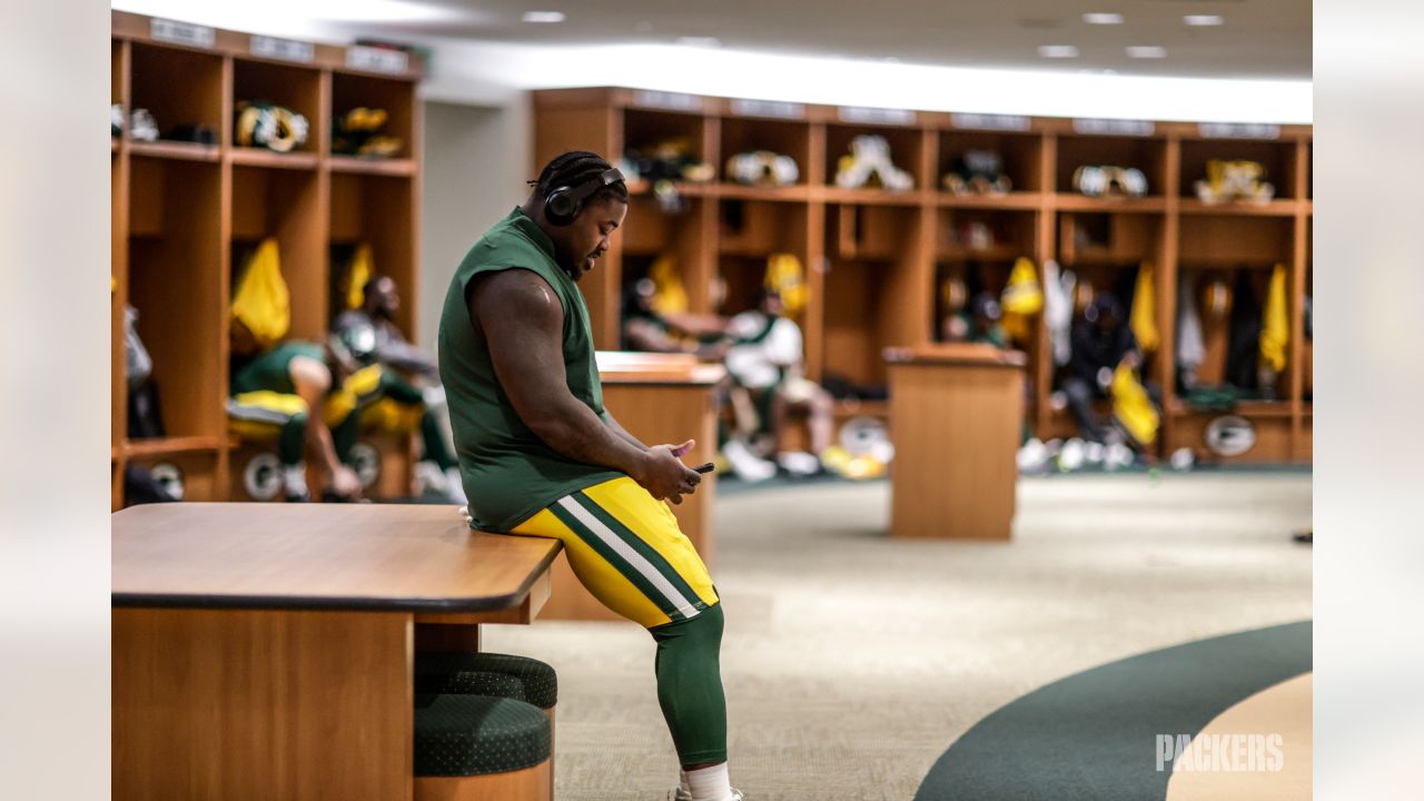 Locker Room Pass: Packers celebrate MNF victory over Rams