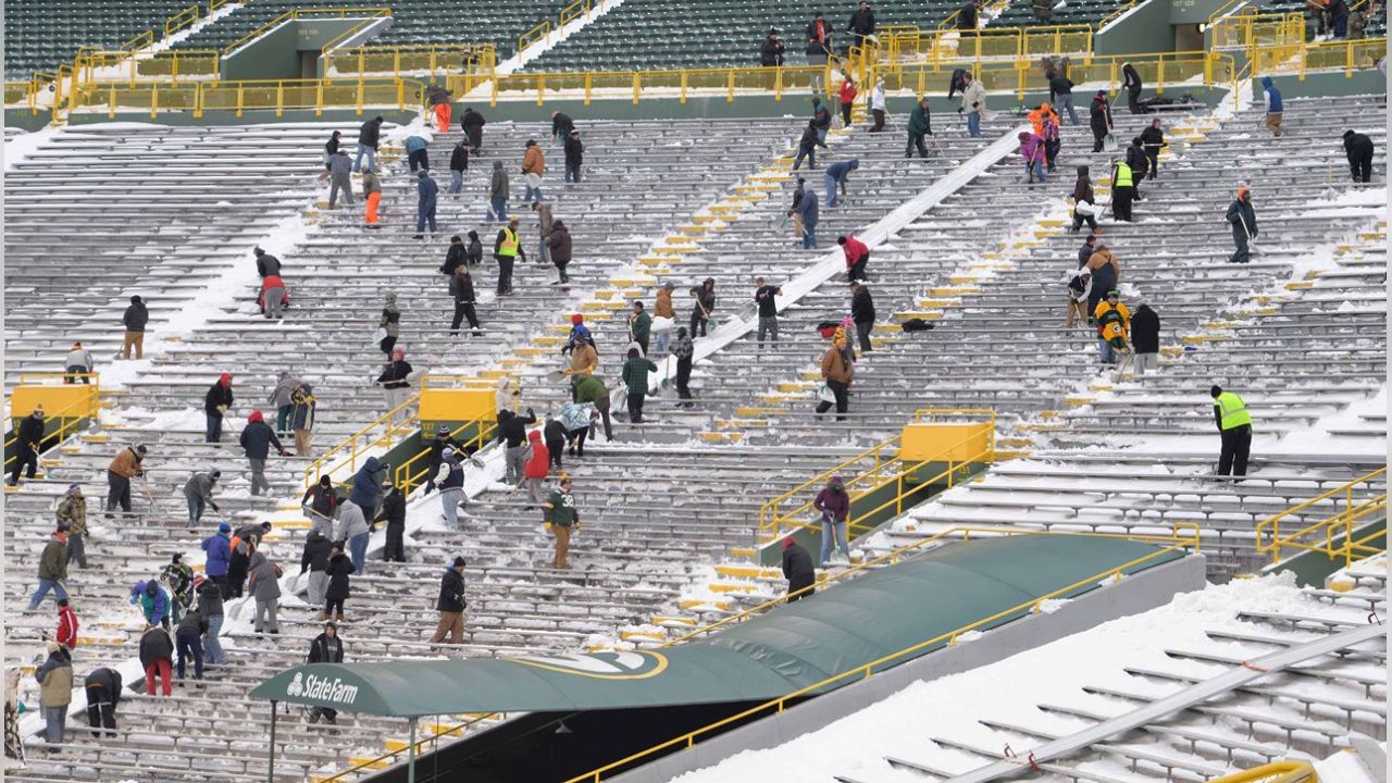 June 25, 2019 - Green Bay, Wisconsin, USA: Historic Lambeau Field, Home Of  The Green Bay Packers And Also Known As The Frozen Tundra Stock Photo,  Picture and Royalty Free Image. Image 125543657.