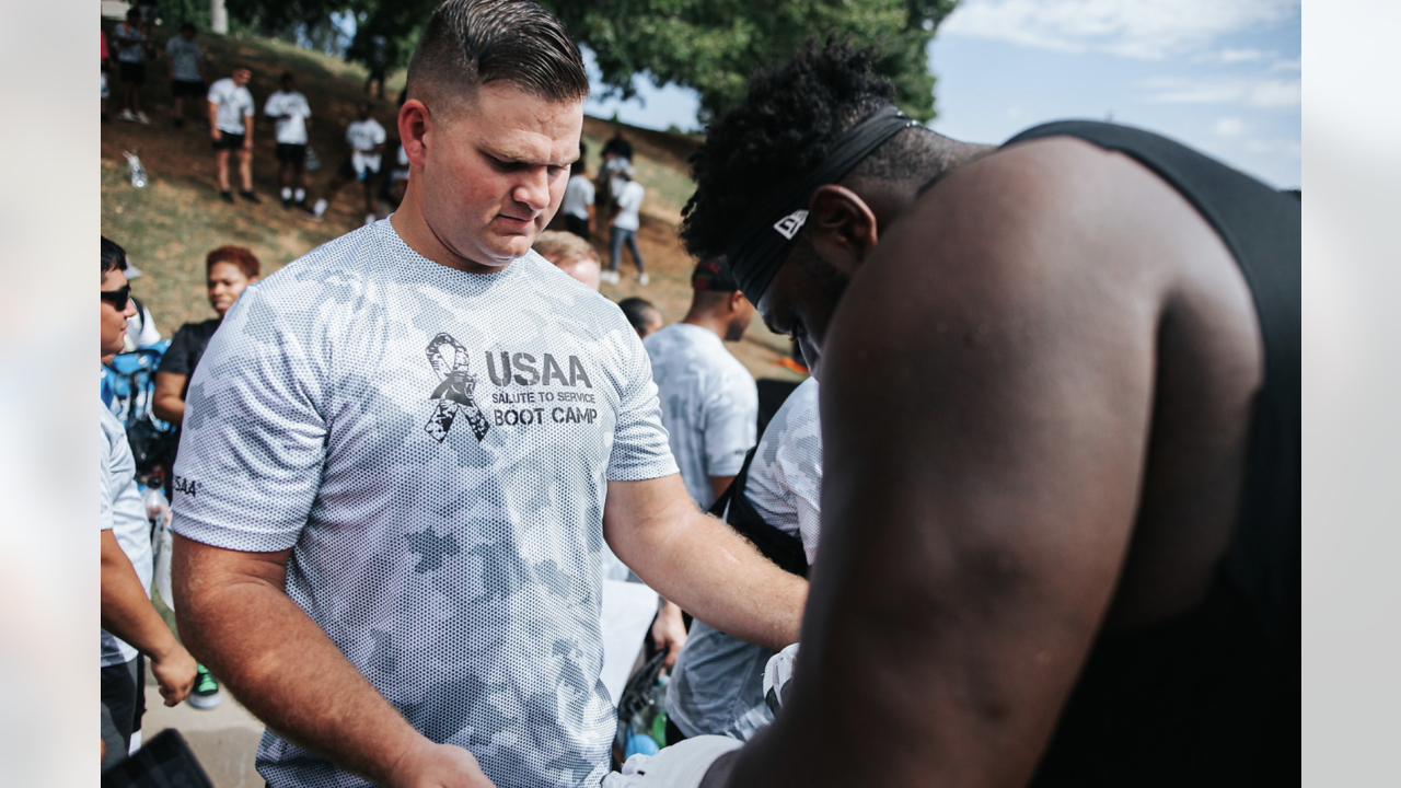 USAA on X: USAA is proud to present the pre-game ceremonies at tonight's  #SaluteToService game with the Carolina @Panthers ahead of #VeteransDay,  tomorrow. Learn more about how USAA and the NFL honor