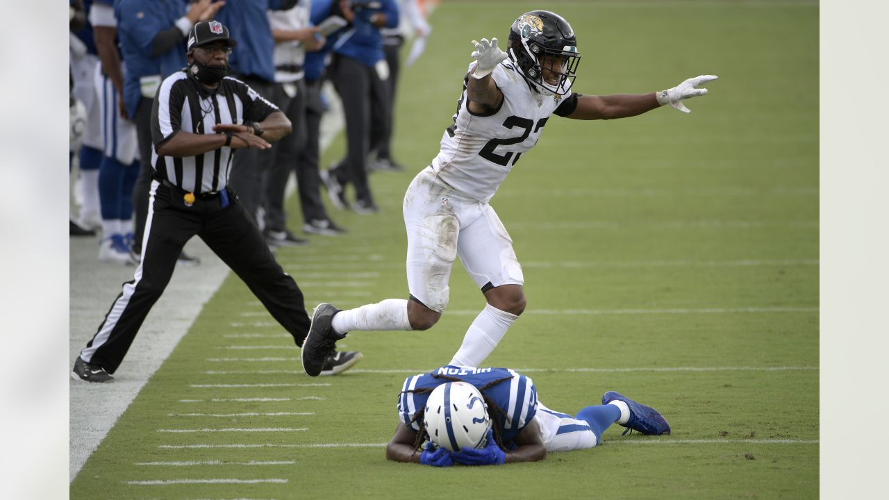 Jacksonville Jaguars Trade CJ Henderson to Panthers: 3 Thoughts on