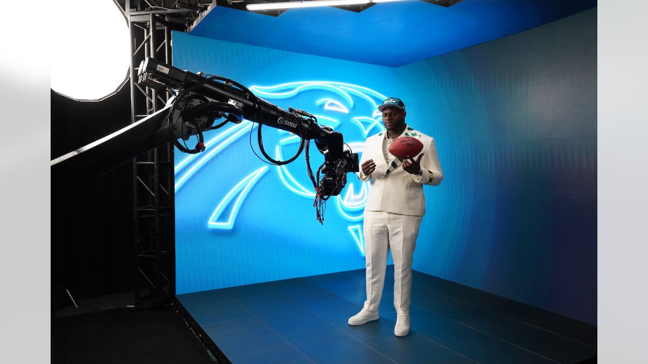 Ickey Ekwonu officially becomes a Carolina Panther