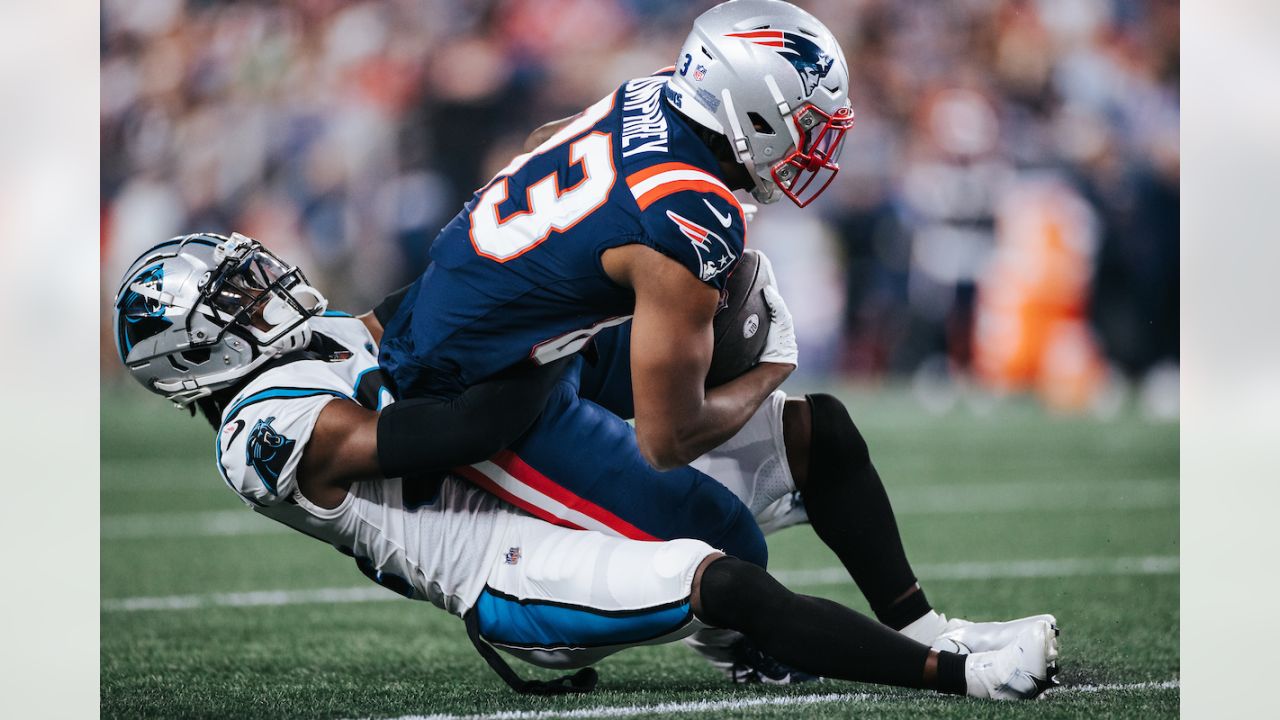 Panthers LT Ikem Ekwonu flattens Patriots defender in 1st start