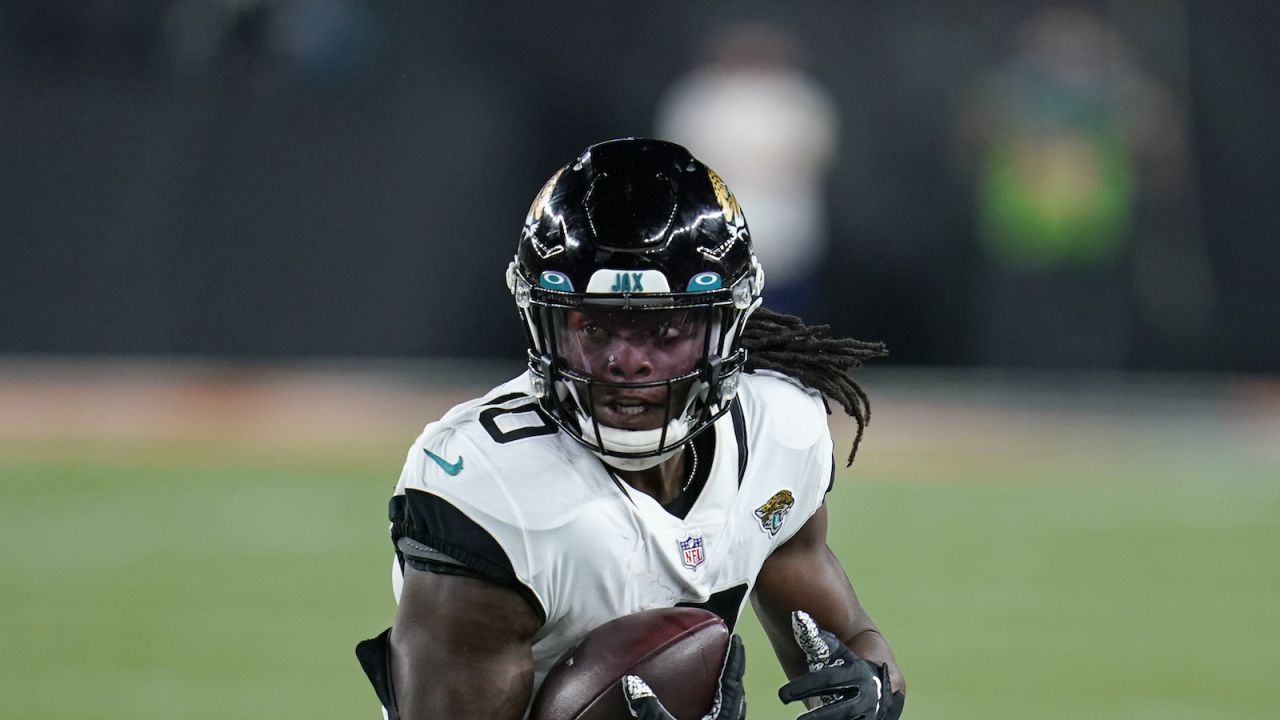 Panthers trade for Jaguars WR Laviska Shenault Jr. 