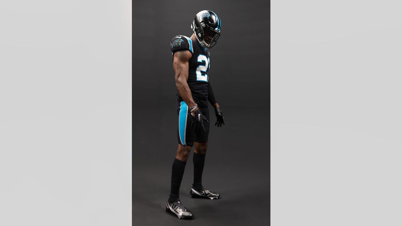 Carolina Panthers unveil black team helmet, debut set for Week 10