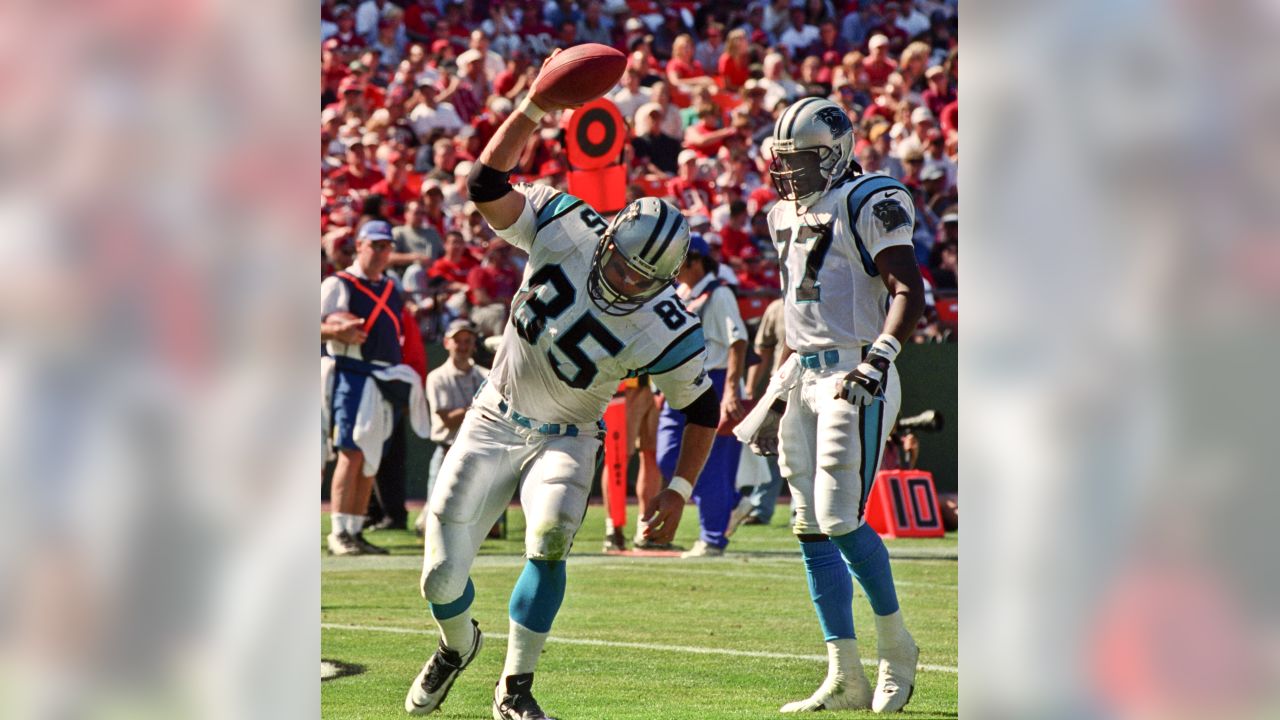 1997 Score Carolina Panthers #9 Wesley Walls Carolina Panthers