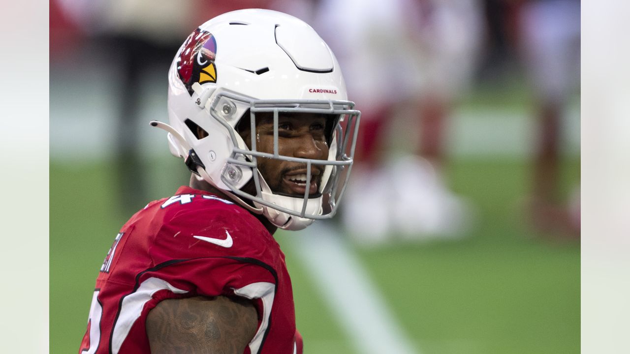 Arizona Cardinals outside linebacker Haason Reddick (43) lines up