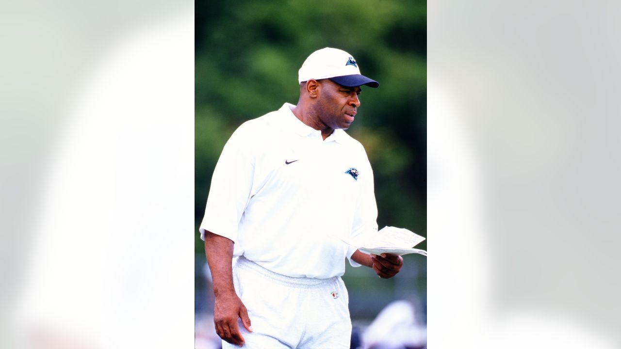 Alumnus Sam Mills Jr.'s Message Helps Carolina Panthers Reach