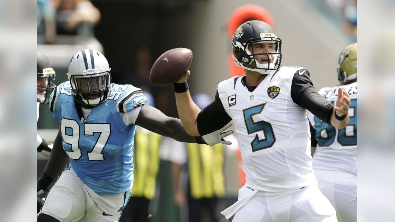 Panthers' Luke Kuechly suffers concussion, ruled out vs. Jaguars