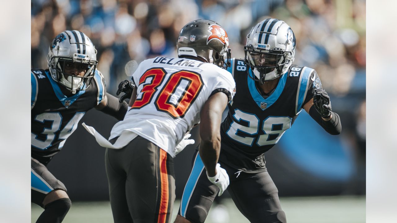 Panthers 6 Buccaneers 32: Panthers drop fifth straight, out of