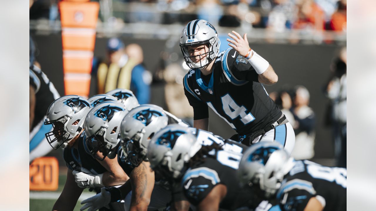 Carolina Panthers QB Sam Darnold Breaks Silence On 2021 Season: 'I'm Not  Playing Good Enough' - Sports Illustrated USC Trojans News, Analysis and  More