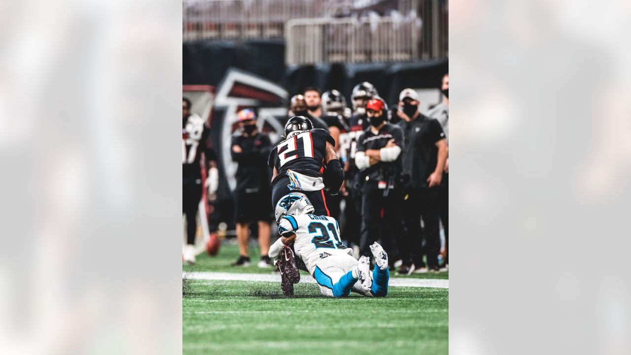 Panthers LB/S Jeremy Chinn named NFL Defensive Rookie of the Month (again)  - Cat Scratch Reader