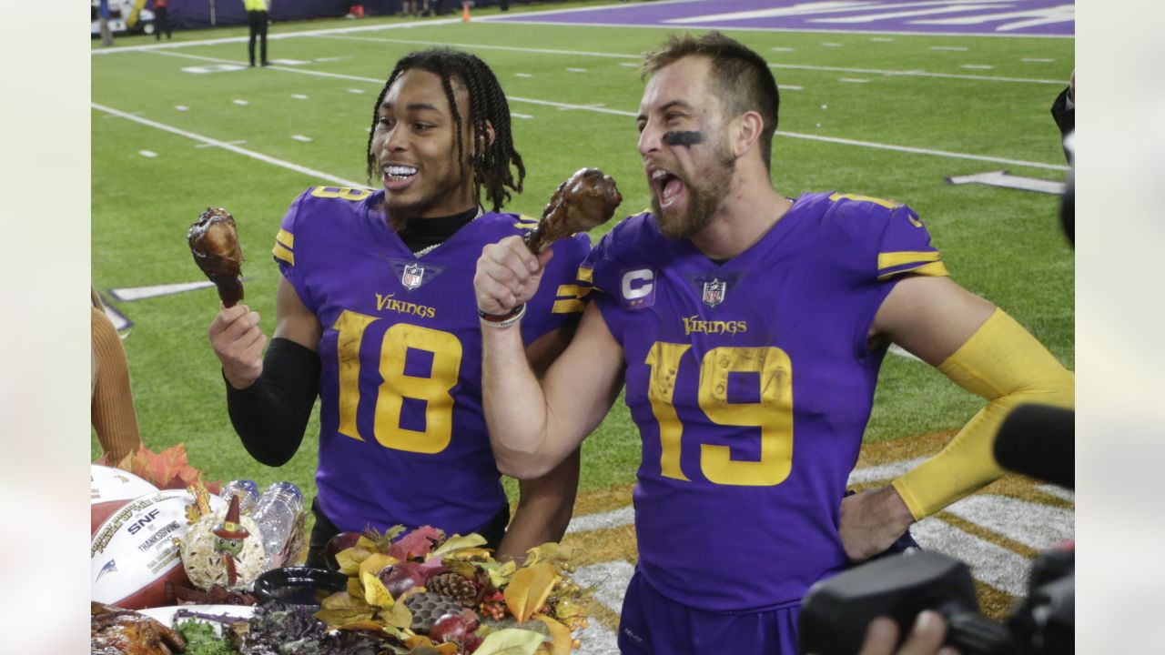 Adam Thielen Vintage Shirt Justin Jefferson Adam Thielen 