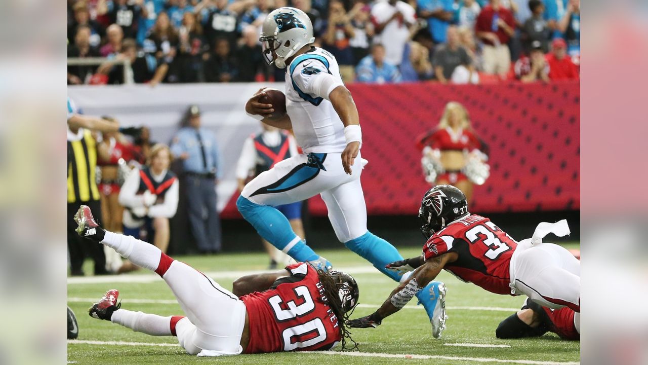 Cam Newton scores a touchdown vs the Atlanta Falcons