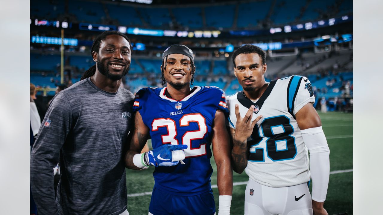 PHOTOS: Panthers and Bills players meet up after game