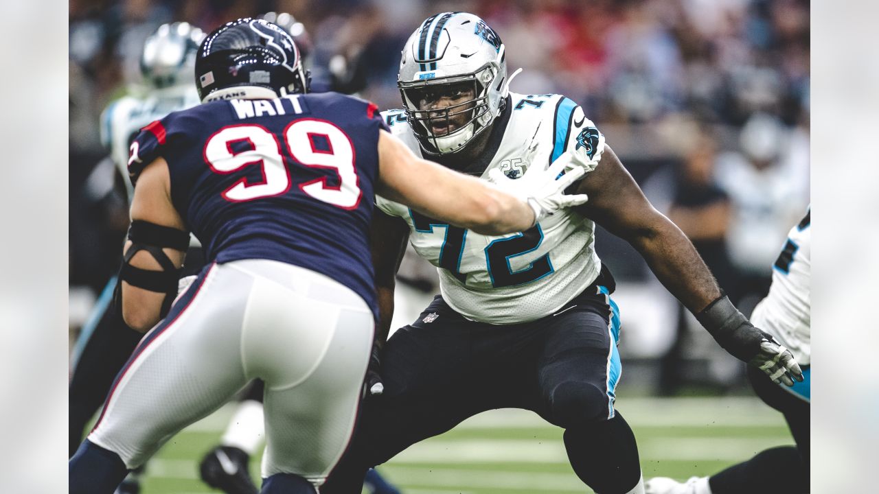 Carolina Panthers offensive tackle Taylor Moton (72) runs off the