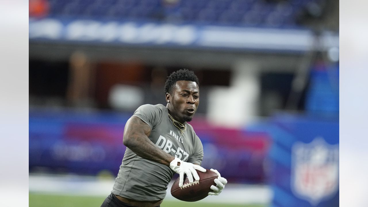 Former FSU DB Jammie Robinson Receiving High Praise Early On with Carolina  Panthers - Sports Illustrated Florida State Seminoles News, Analysis and  More