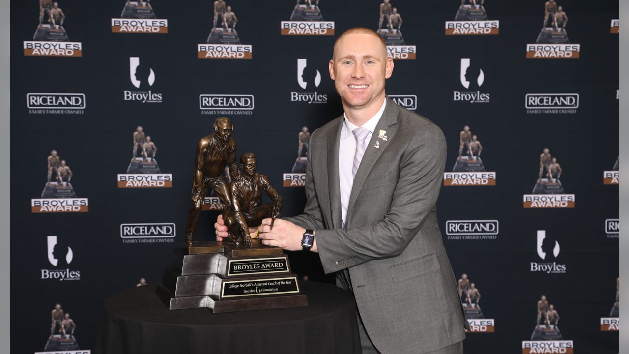 W&M Football Alumnus Joe Brady '13 Named Carolina Panthers Offensive  Coordinator - William & Mary Athletics