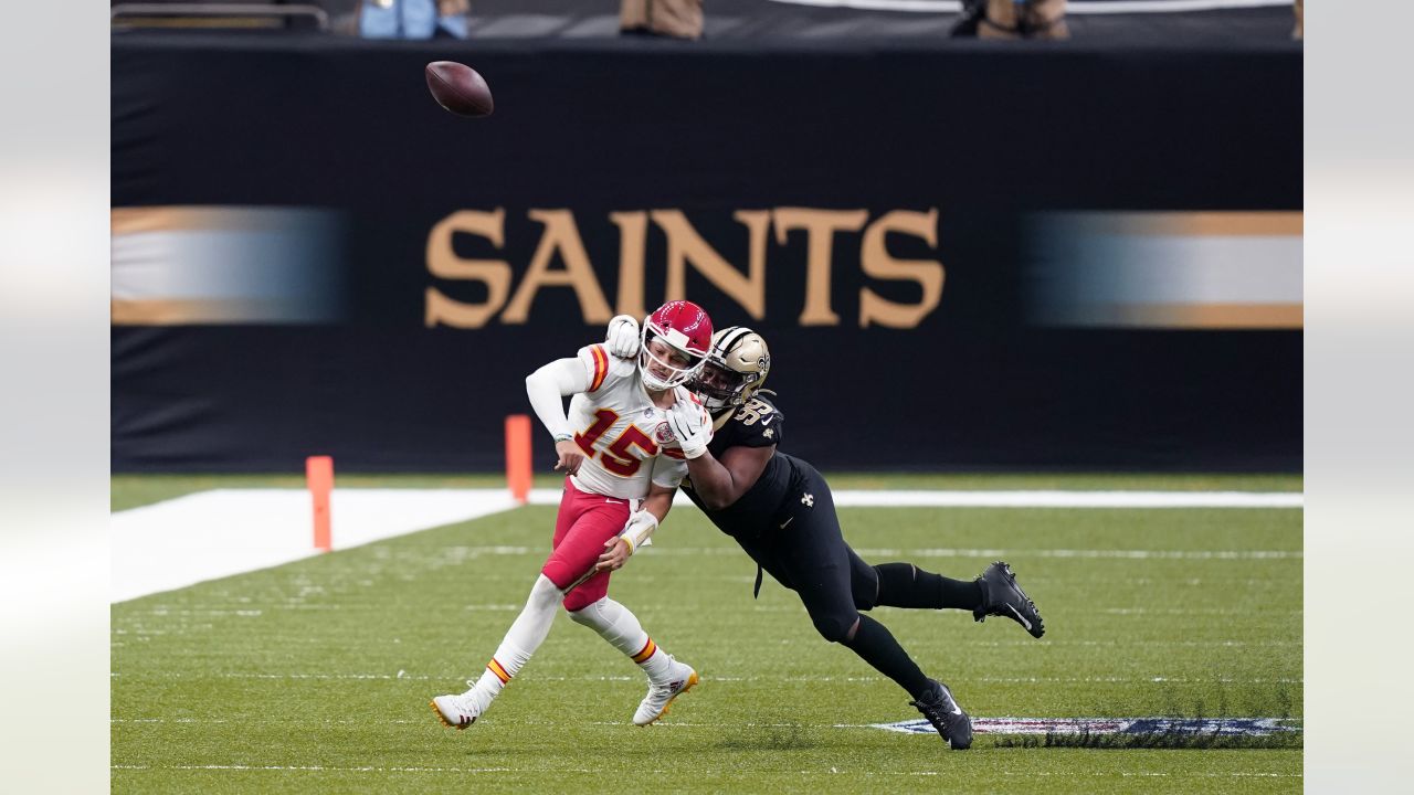 New Orleans Saints defensive tackle Shy Tuttle (99) warms up