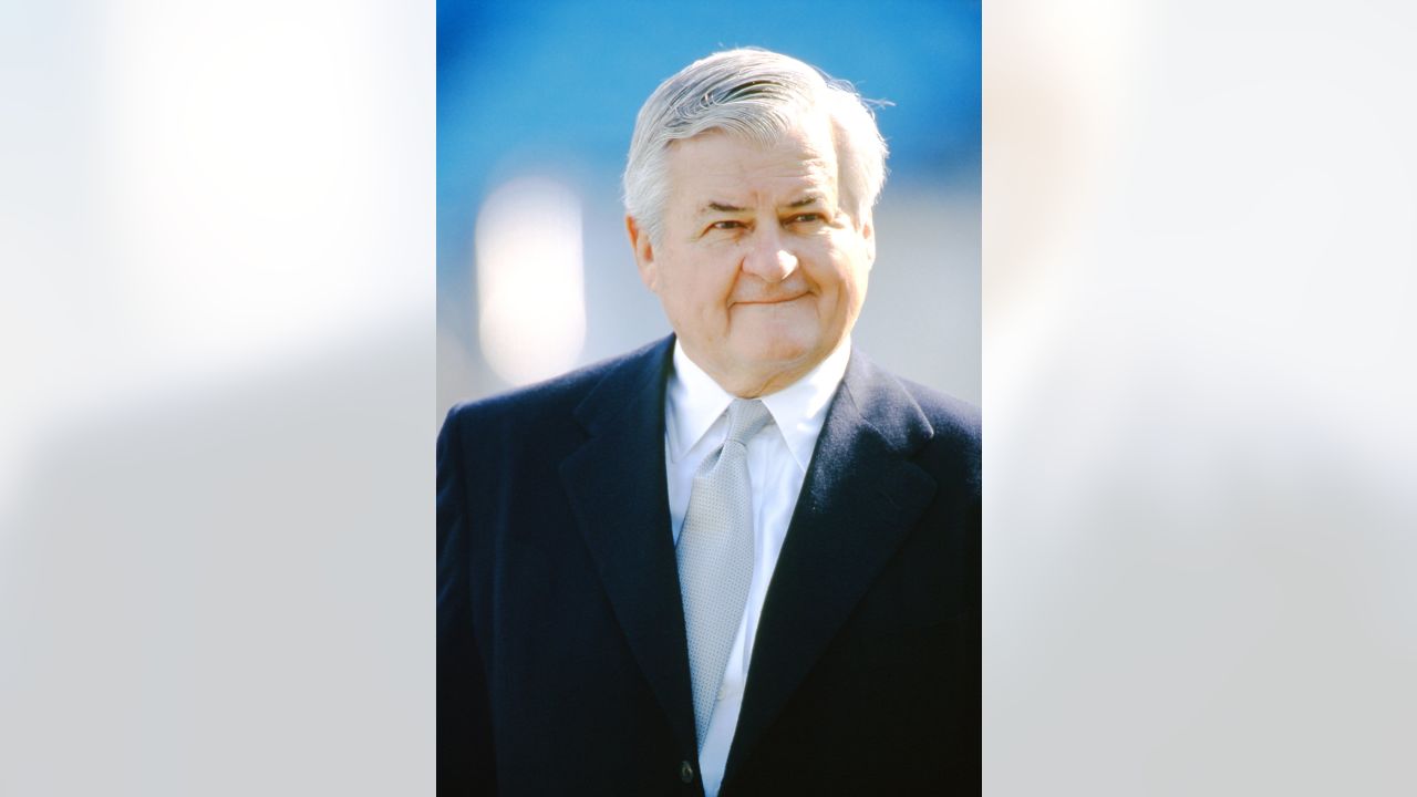 Statement from David and Nicole Tepper on passing of Jerry Richardson