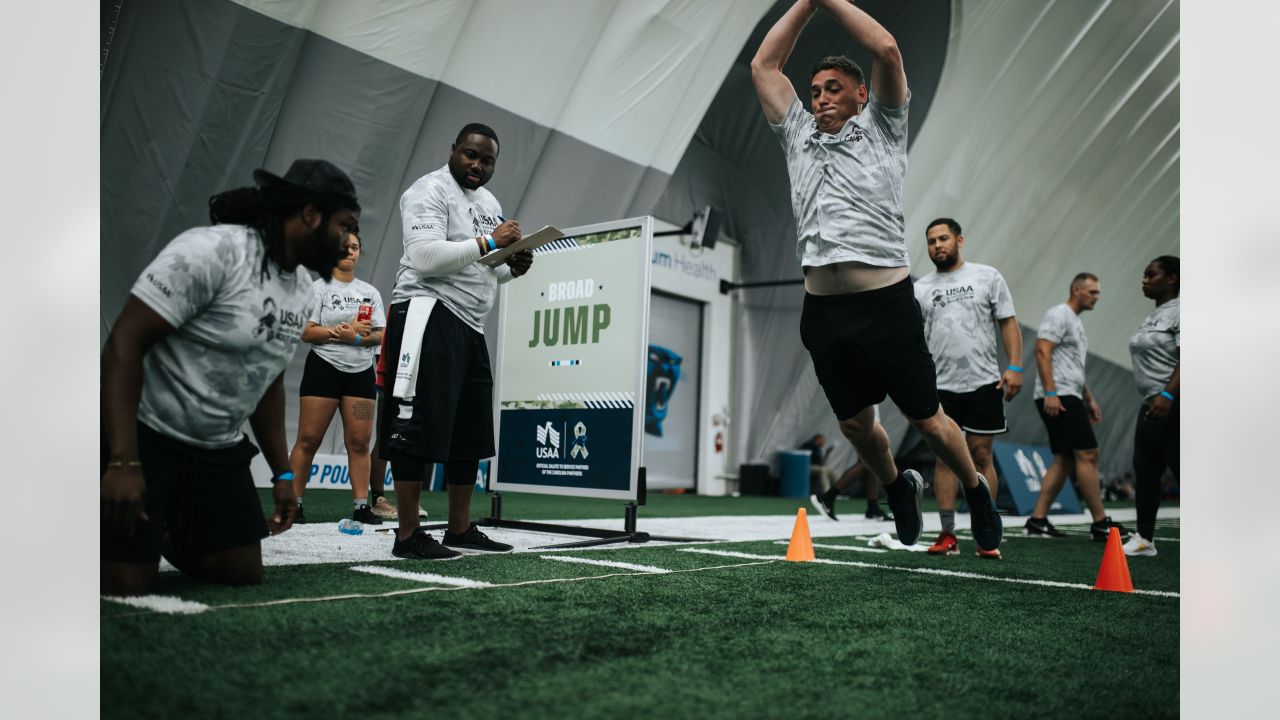 DVIDS - Images - USAA's Salute to Service NFL Boot Camp [Image 5 of 5]