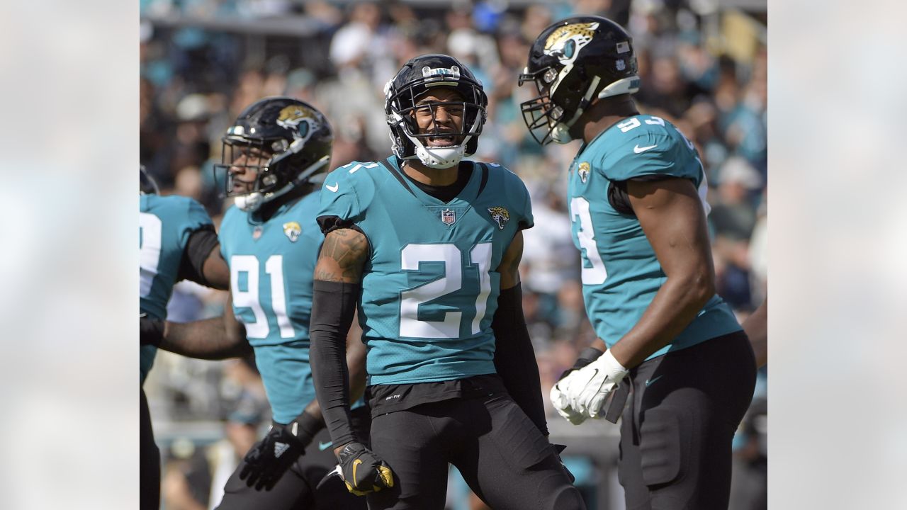 A.J. Bouye of Jacksonville Jaguars criticizes officiating in AFC