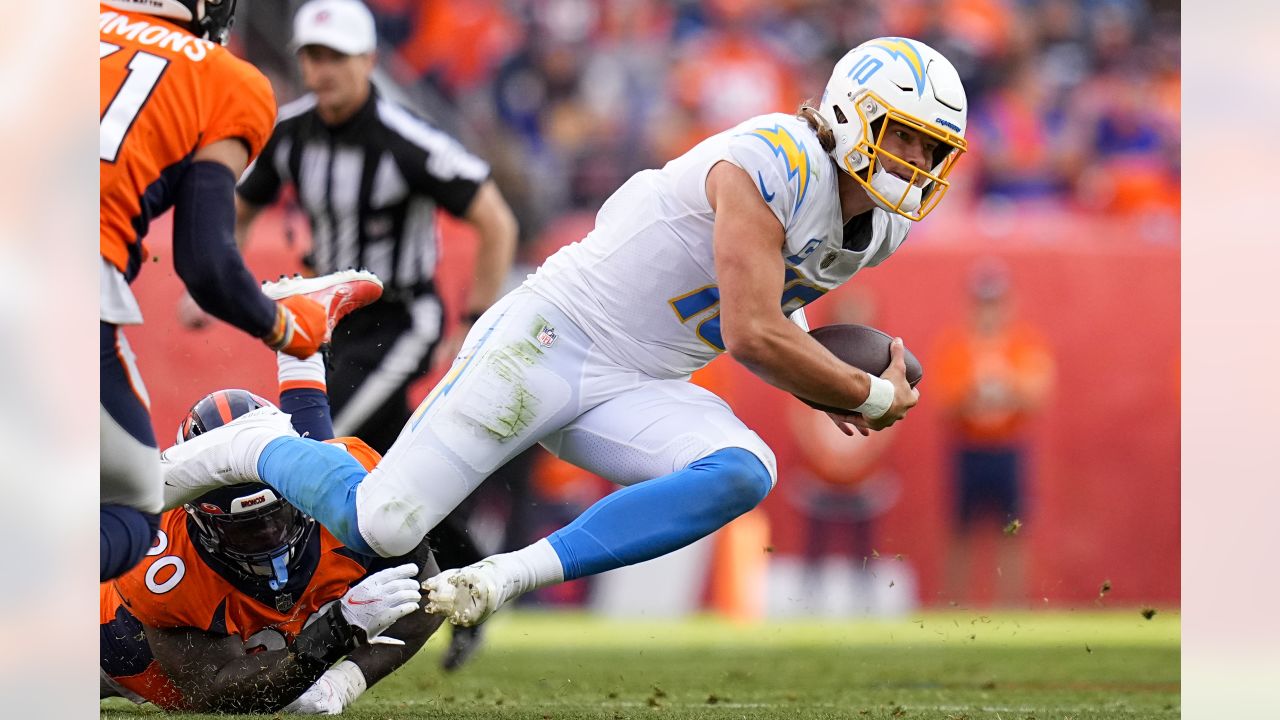 Broncos, Chargers To Recreate Last Season's Uniform Matchup On Monday Night  Football – SportsLogos.Net News