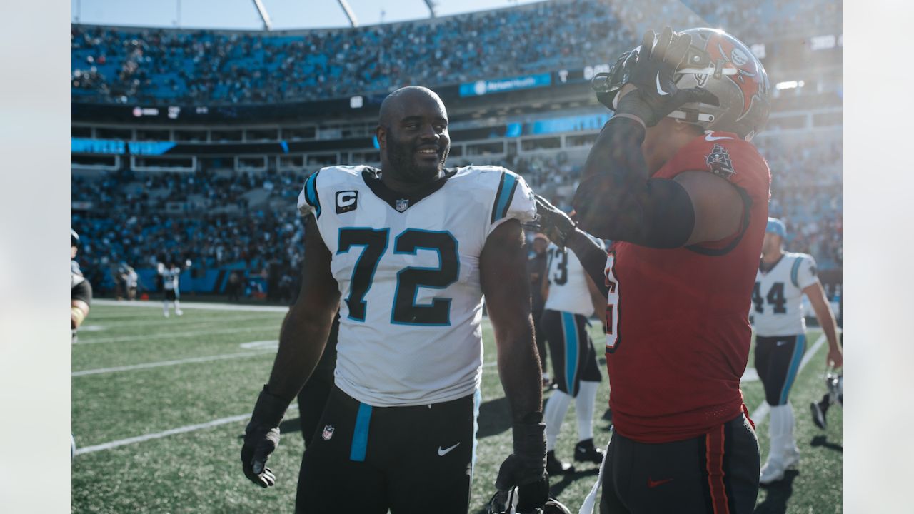 Panthers DE Brian Burns finally sacks Buccaneers QB Tom Brady