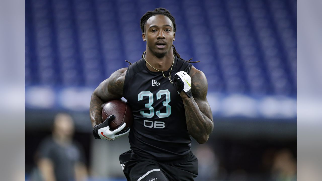 Panthers Take Oliver-Thomas in Seventh Round of NFL Draft - FIU Athletics