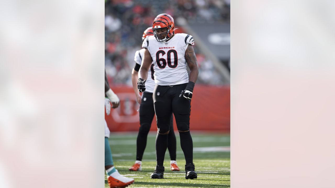 BREAKING: The Panthers claimed former Bengals' G Michael Jordan on