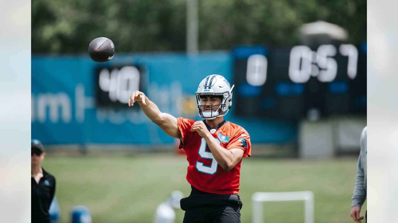 Bryce Young slings it in Panthers OTAs