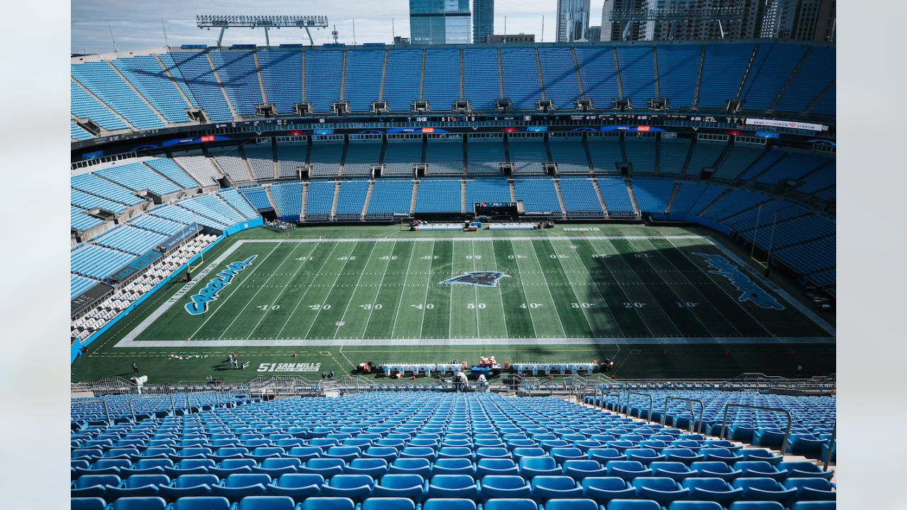 Super Bowl grounds crew forgets to paint Panthers logo in end zone