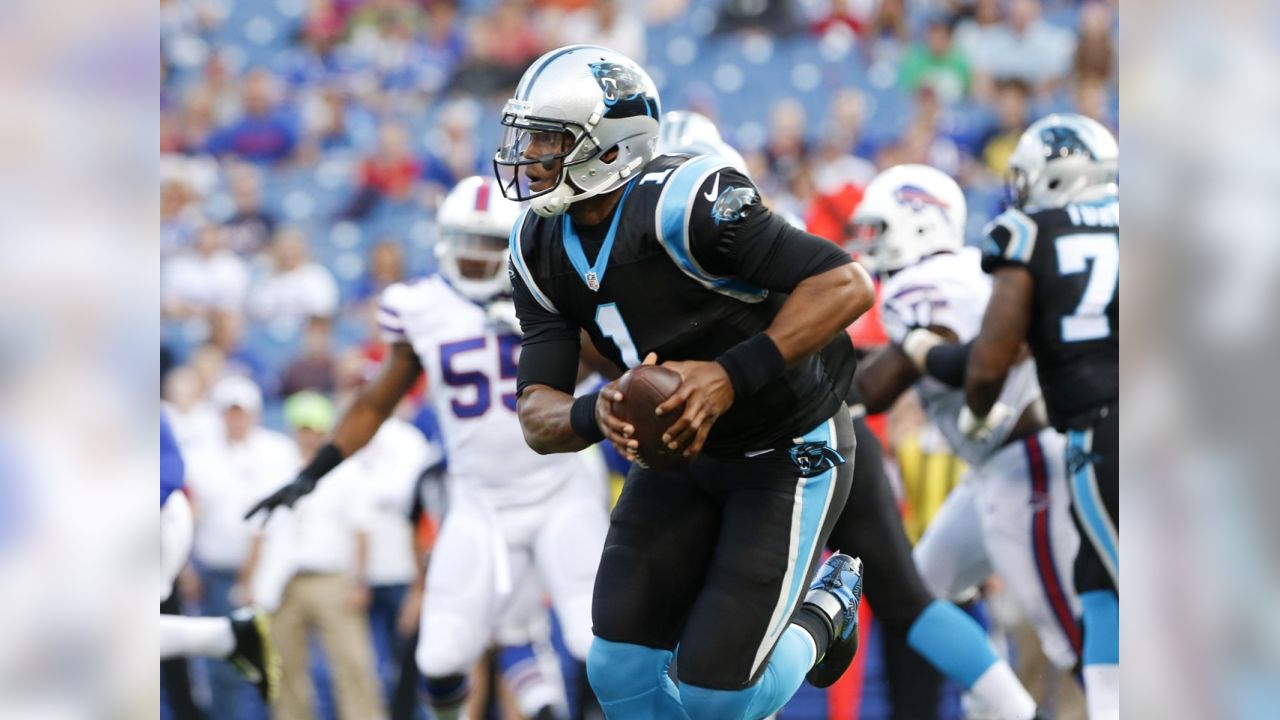 Buffalo Bills running back Karlos Williams (40) scores a touchdown against  the Carolina Panthers during the first half of an NFL preseason football  game on Friday, Aug. 14, 2015, in Orchard Park