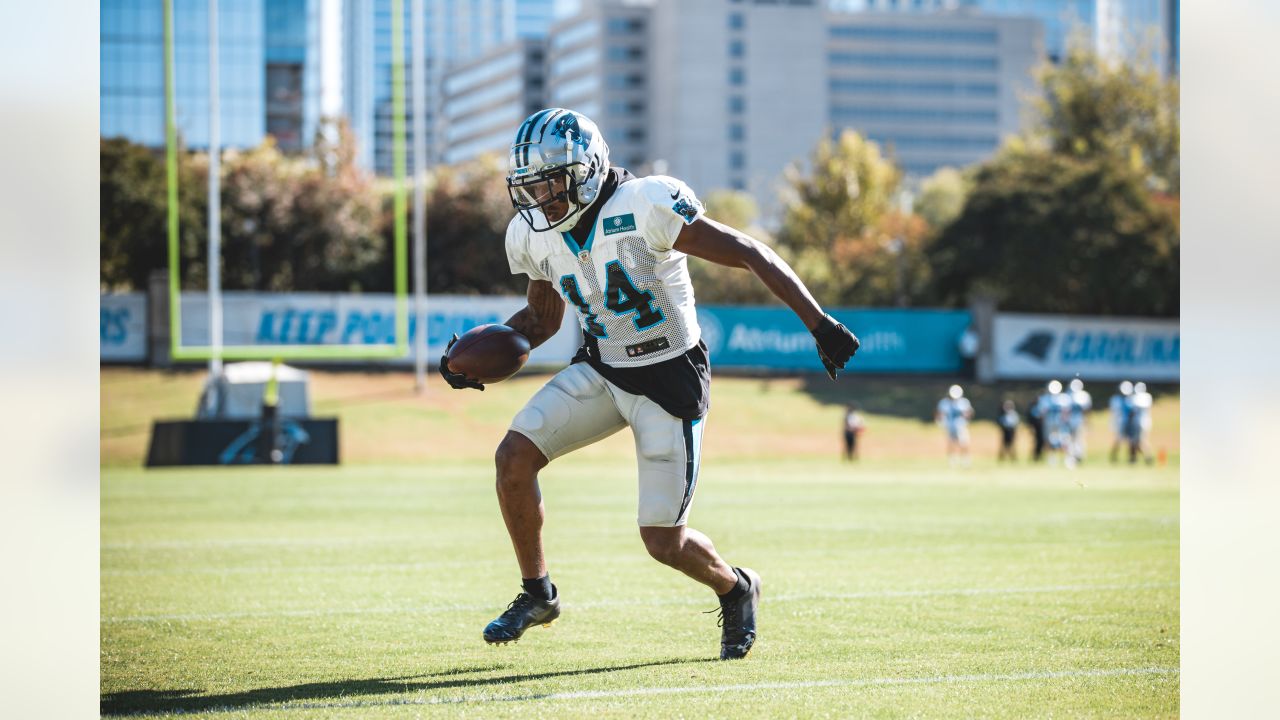 November 6, 2022: Yetur Gross-Matos (97) of the Carolina Panthers warming  up prior to kickoff during WEEK 9 of the NFL regular season between the Carolina  Panthers and Cincinnati Bengals in Cincinnati