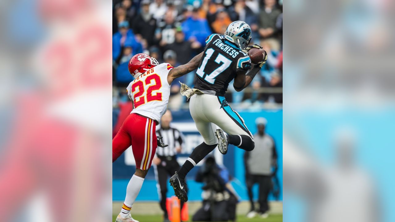 Panthers bolster receiving corps with Jerricho Cotchery