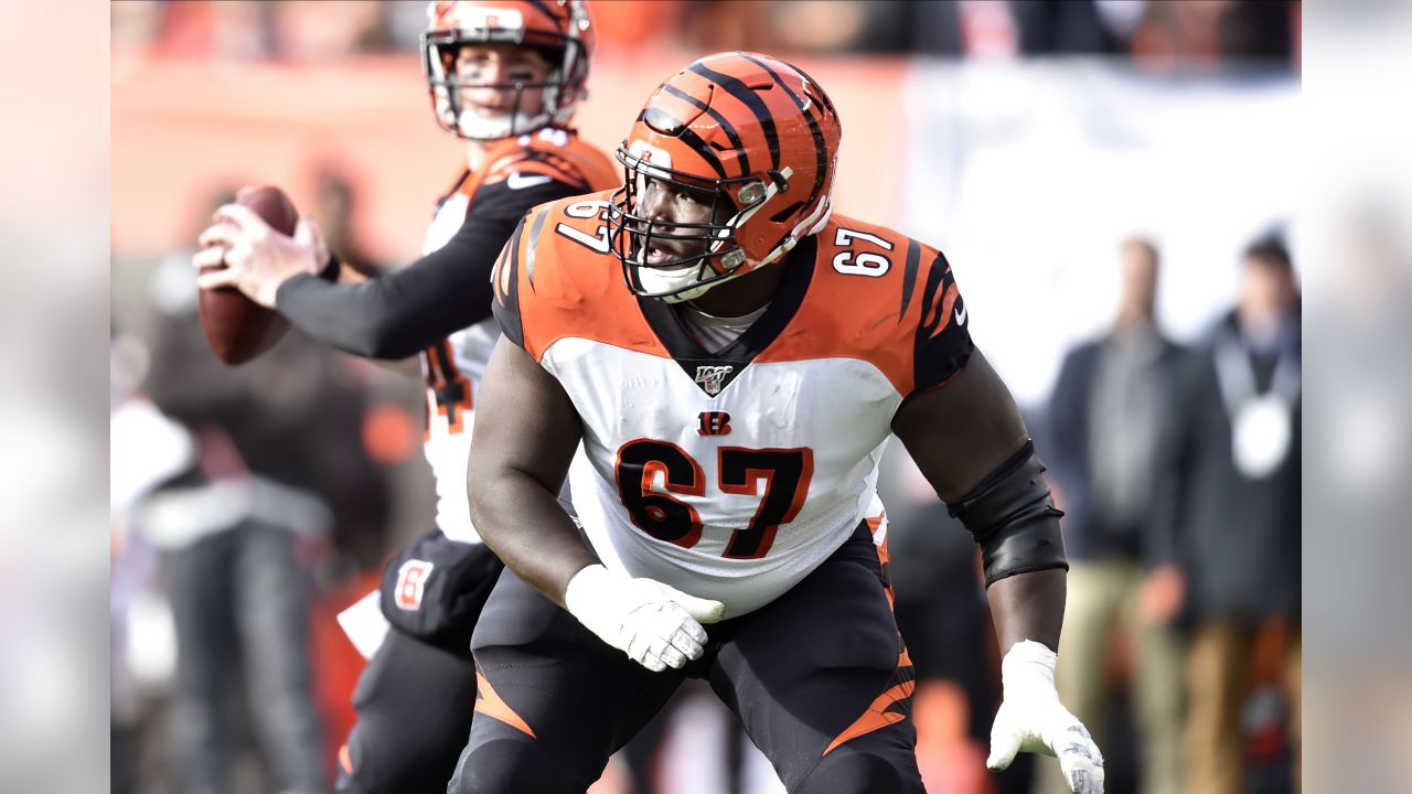 Images of New Bengals Guard John Miller