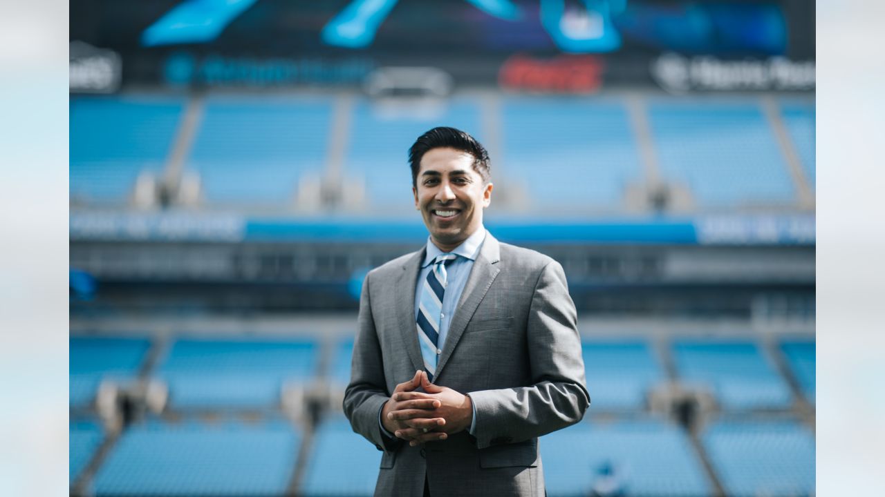 Panthers Name New Public Address Announcer - Cat Scratch Reader