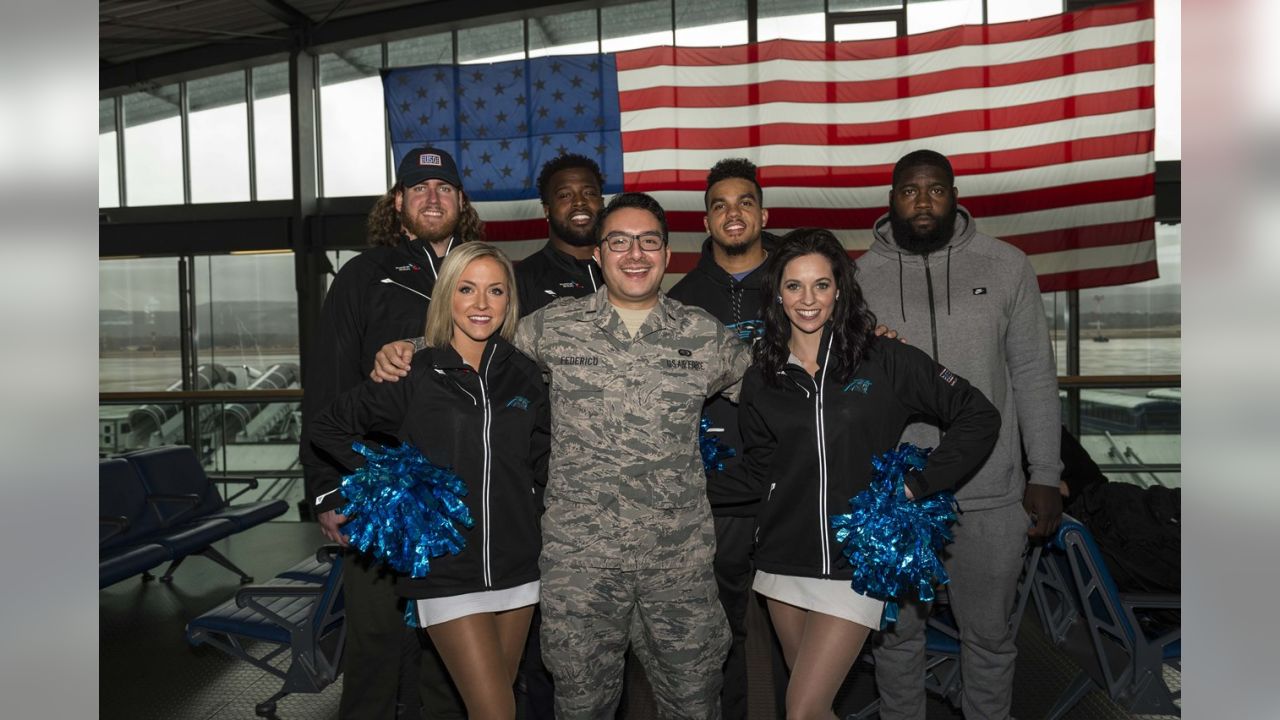 Big men on the base: NFL players spend time on Ramstein > Ramstein Air Base  > Article Display