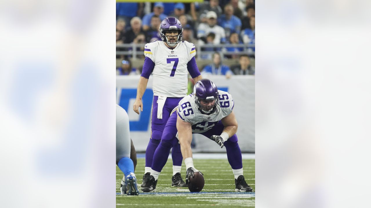 New York Jets claim IOL Pat Elflein off waivers from Minnesota Vikings