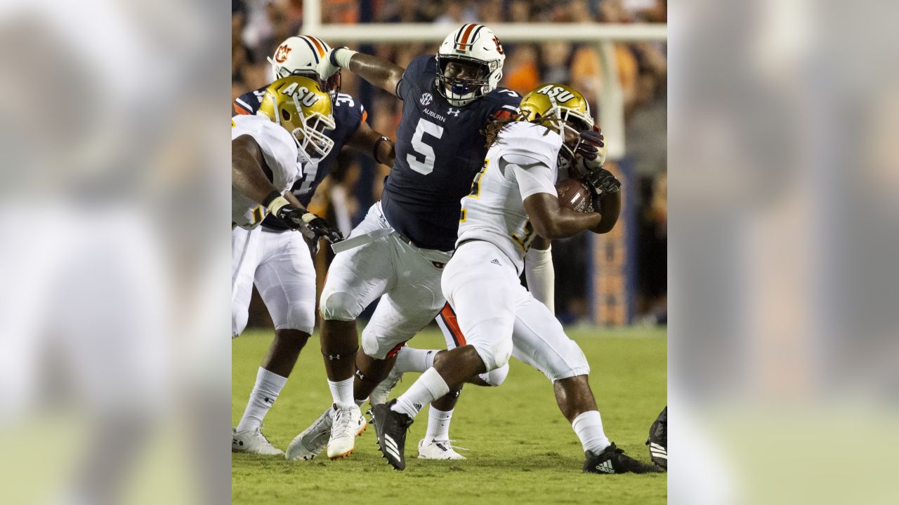 First round: Carolina picks Derrick Brown No. 7 overall in 2020 NFL Draft -  Auburn University Athletics