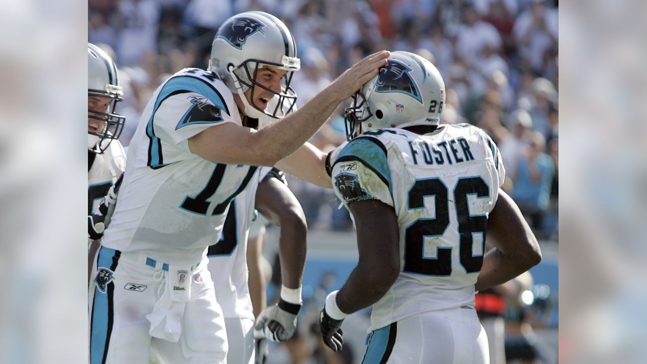 CAROLINA PANTHERS Deshaun Foster Unsigned 8x10 Photograph