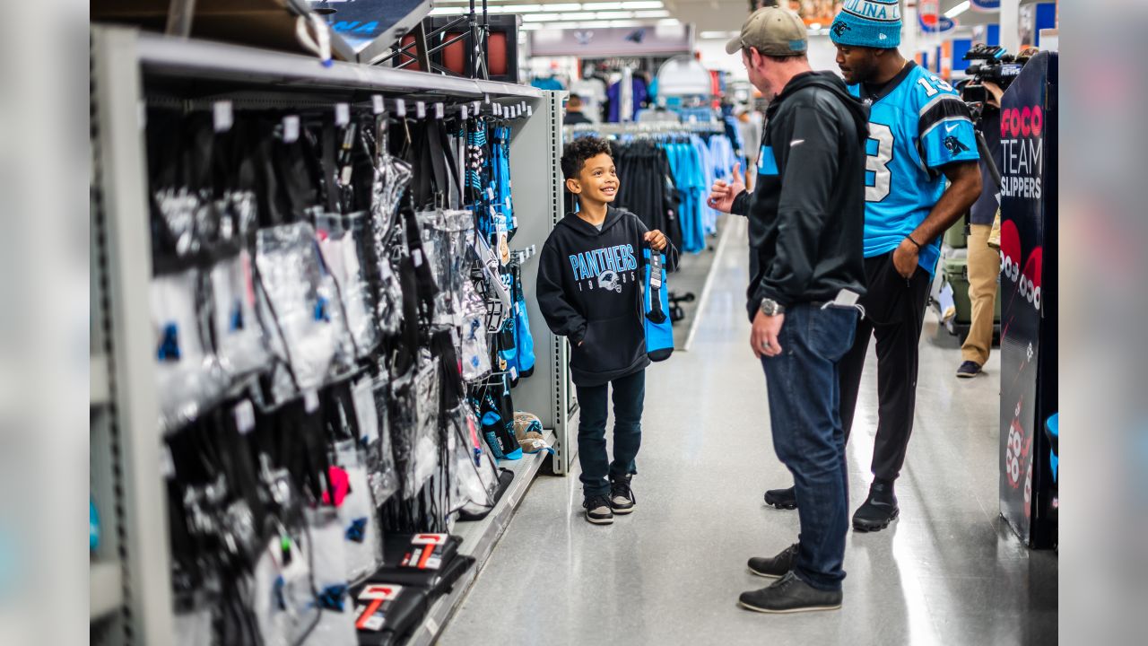 Carolina Panthers on X: Jarius Wright surprises Master Sgt. Mike Vetre and  his son with a shopping spree and tickets to Sunday's game #SaluteToService   / X